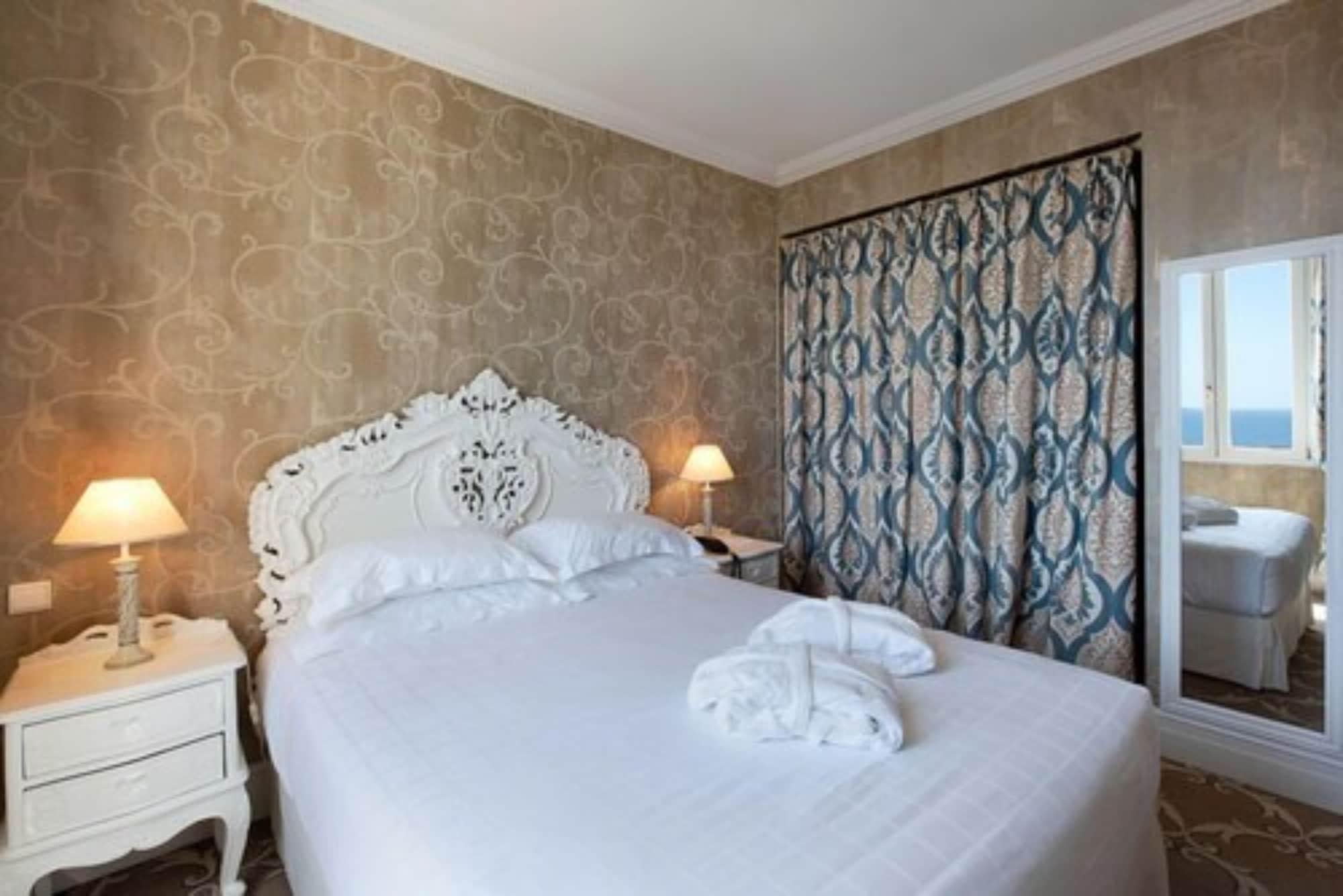 Hotel Chateau De La Tour Cannes Exterior photo