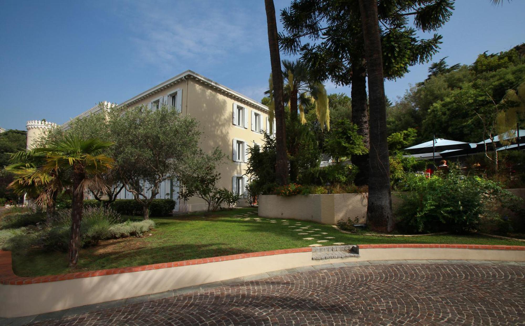 Hotel Chateau De La Tour Cannes Exterior photo