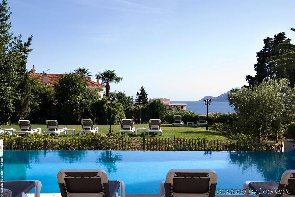 Hotel Chateau De La Tour Cannes Facilities photo